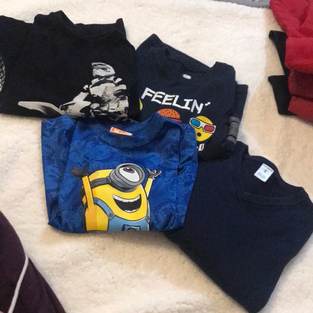 Bundle of Boys Size 5 Long Sleeve Tees